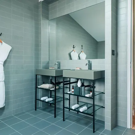 Hotel Les Hautes Mers - Fontenille Collection