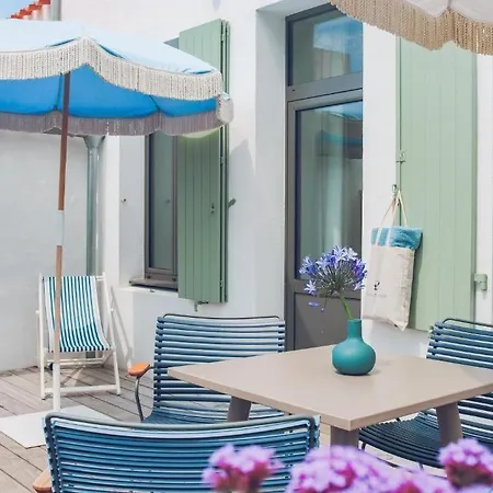 Hotel Les Hautes Mers - Fontenille Collection