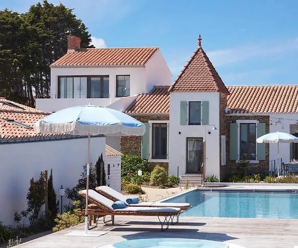 Les Hautes Mers - Fontenille Collection Отель *