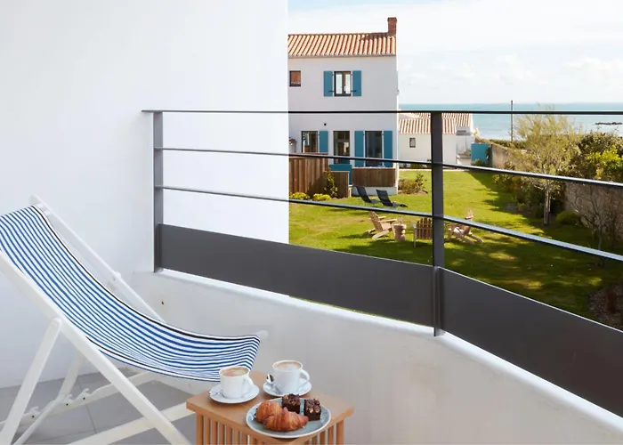 Les Hautes Mers - Fontenille Collection