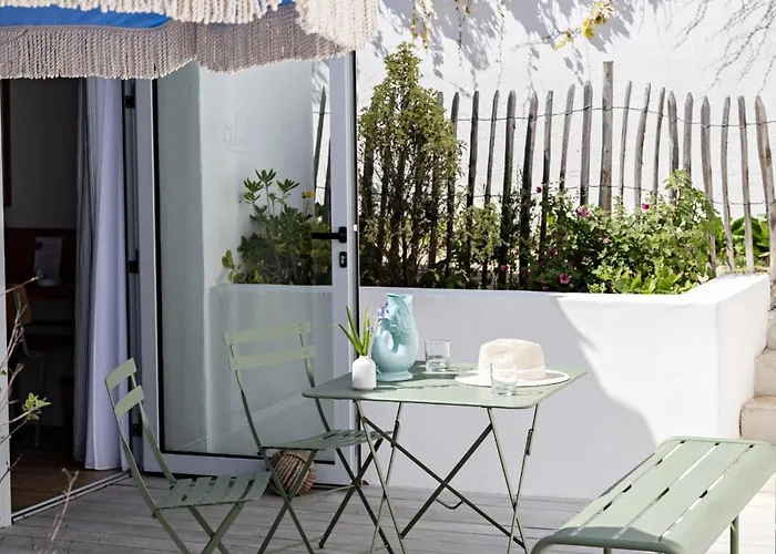 Отель Les Hautes Mers - Fontenille Collection