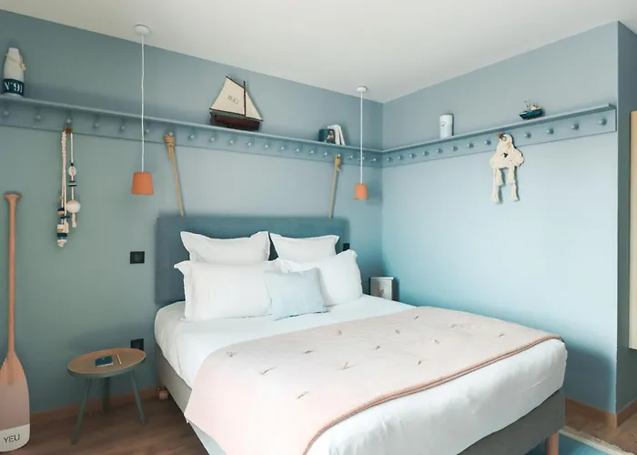 Les Hautes Mers - Fontenille Collection * Ile d'Yeu