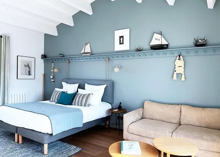 Les Hautes Mers - Fontenille Collection *