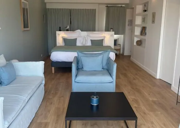 Les Hautes Mers - Fontenille Collection *